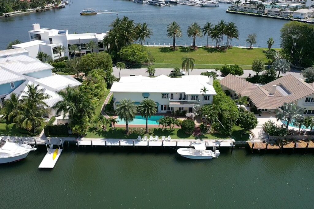 Modern waterfront property at 81 Isla Bahia 6, showcasing luxury design and scenic views.